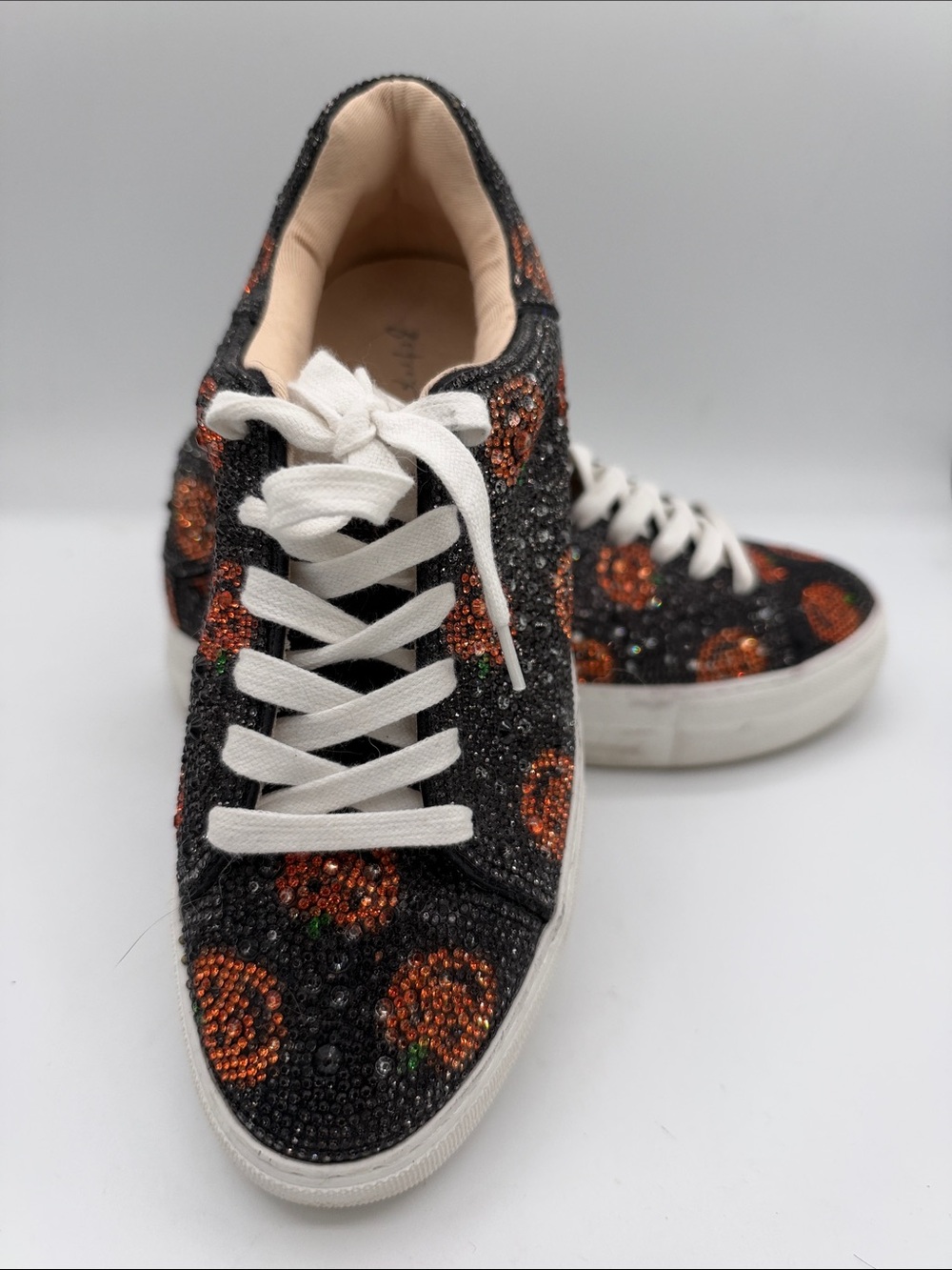 Betsy Johnson Jack O’Lantern Shoes. Size 8